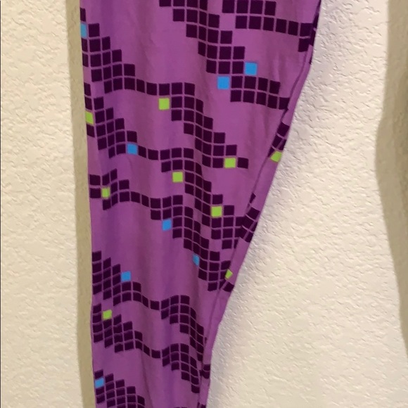 NWT Tall and Curvy LuLaRoe Leggings - Picture 4 of 4